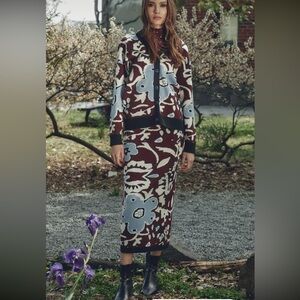 Two piece set brand new size large